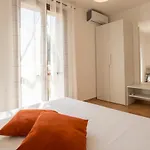 Lejlighedshotel Pater Meus - Sea View, Pool & Parking Cefalù