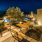 Pater Meus - Sea View, Pool & Parking Lejlighedshotel 4*