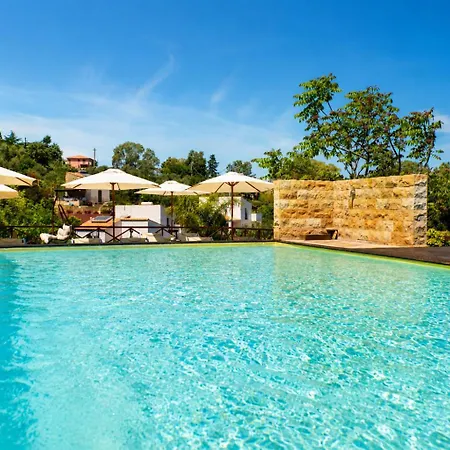 Pater Meus - Sea View, Pool & Parking