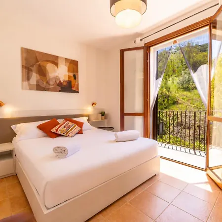 Pater Meus - Sea View, Pool & Parking شقة فندقية 4*