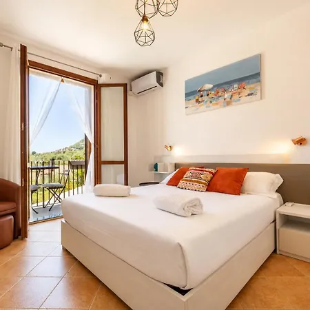 Pater Meus - Sea View, Pool & Parking تْشيفالو