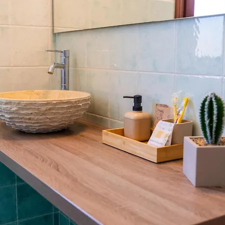 Pater Meus - Sea View, Pool & Parking شقة فندقية تْشيفالو