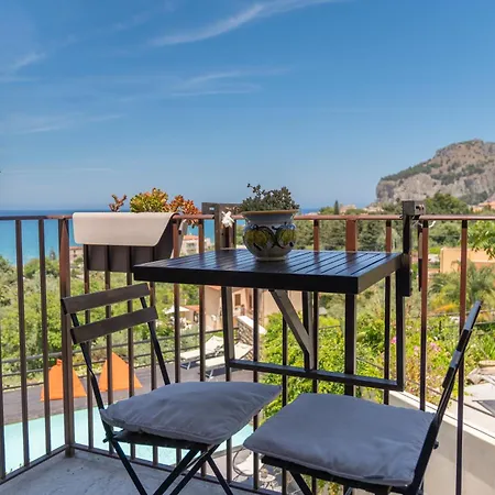 Pater Meus - Sea View, Pool & Parking شقة فندقية تْشيفالو