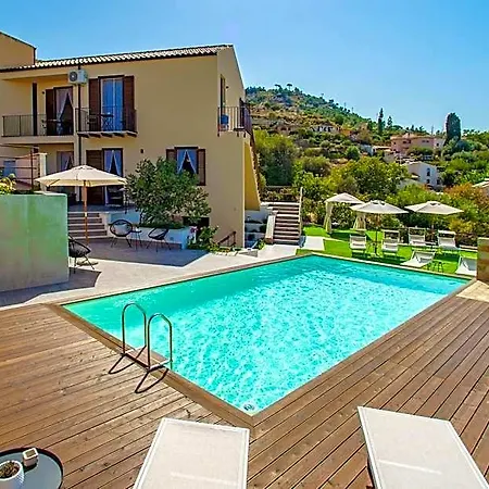 Apart Otel Pater Meus - Sea View, Pool & Parking