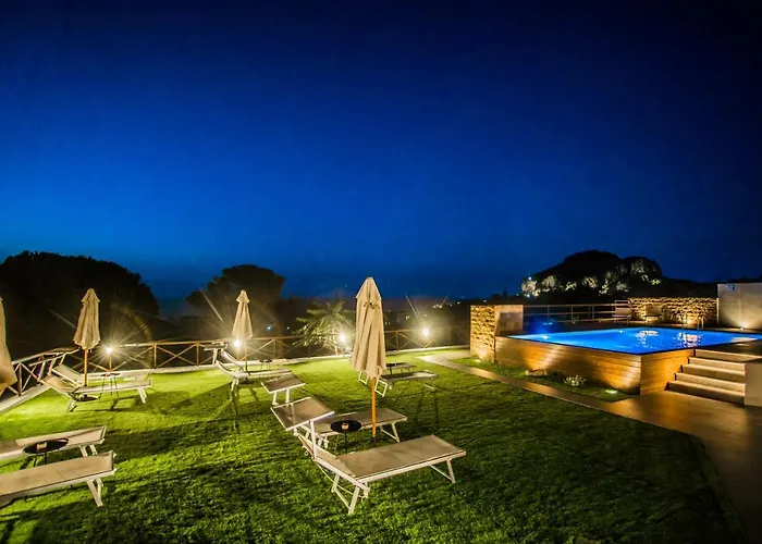 Apart Otel Pater Meus - Sea View, Pool & Parking