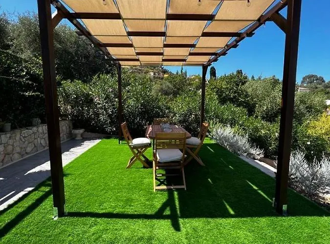 Pater Meus - Sea View, Pool & Parking 4*